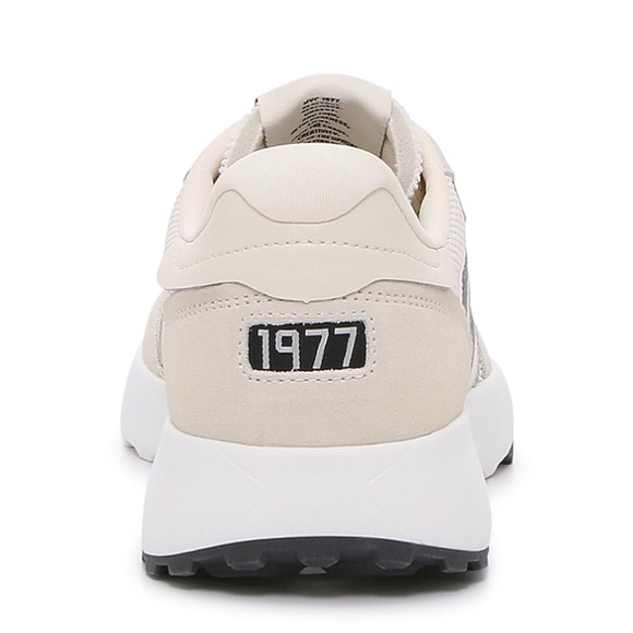 Le Tigre - Women’s Size 11 (New) - Picture 5 of 5